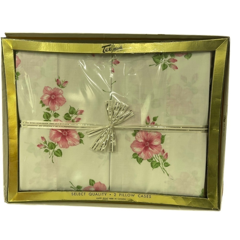 vintage Tex Made select quality vintage pillow cases. 1960’s
